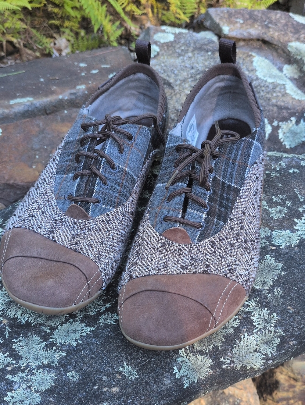 Merrell Barefoot Women's Brown and Gray Lace-Up Casual Flats 11
